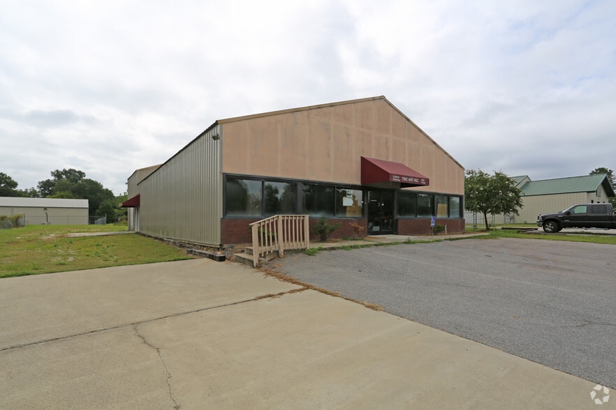 1218 Wylie St, Camden, SC for sale - Primary Photo - Image 1 of 1