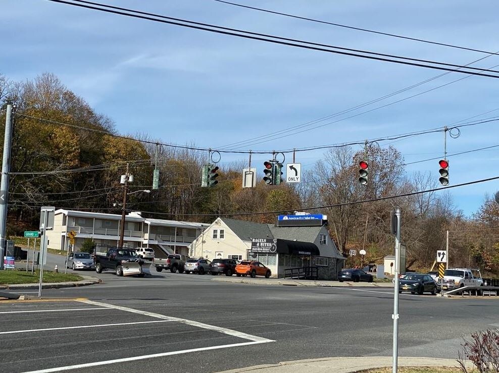Retail in Highland, NY for sale Building Photo- Image 1 of 1