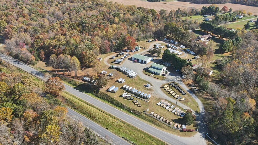 9932 Seminole Trl, Ruckersville, VA for sale - Primary Photo - Image 1 of 42