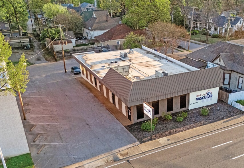 2200 Union Ave, Memphis, TN for sale - Building Photo - Image 2 of 15