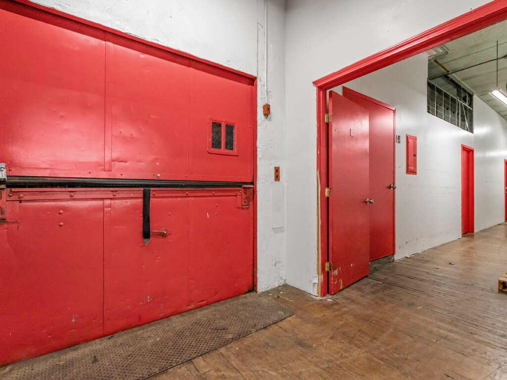 165167 Bow St, Everett, MA 02149 Office for Lease