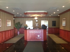 7 Glenwood Ave, East Orange, NJ for lease Lobby- Image 1 of 7