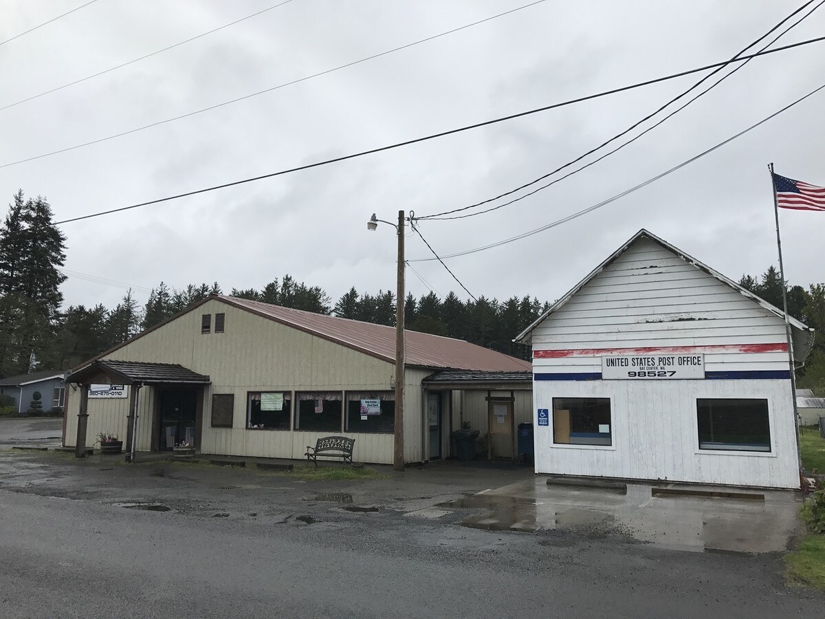 3 Main St E, Bay Center, WA 98527