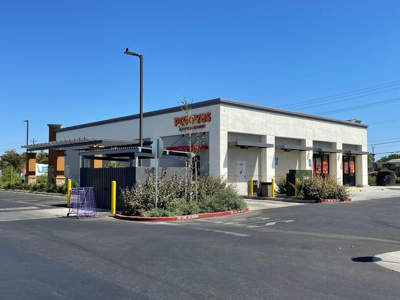 5050-5200 Stockton Blvd, Sacramento, CA for lease - Building Photo - Image 3 of 10