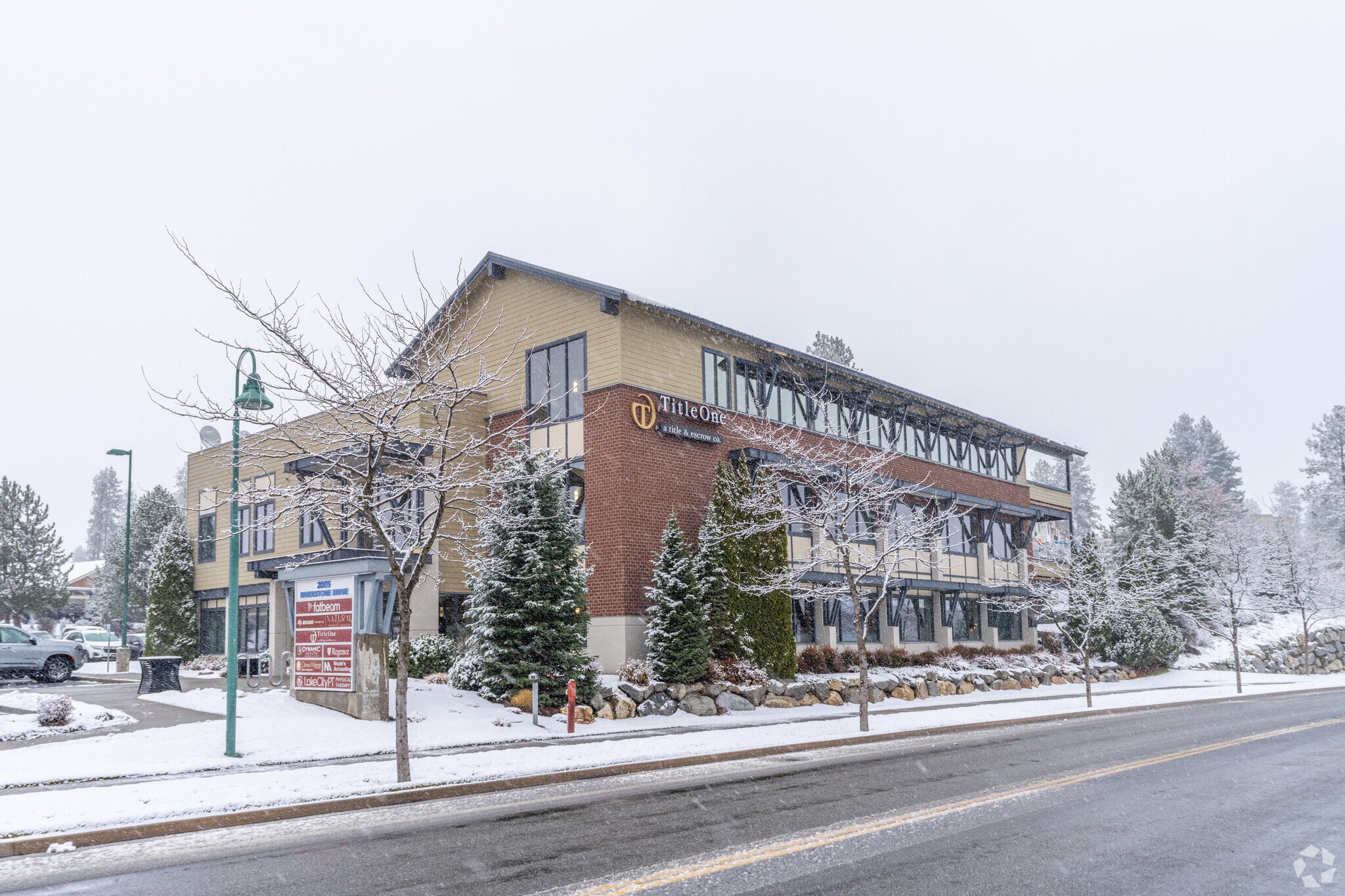 2065 W Riverstone Dr, Coeur d'Alene, ID for lease Primary Photo- Image 1 of 6