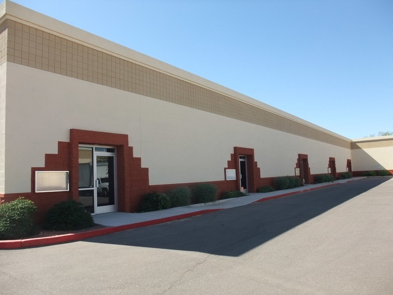 1060 N Eliseo Felix Jr Way, Avondale, AZ for lease - Building Photo - Image 2 of 6