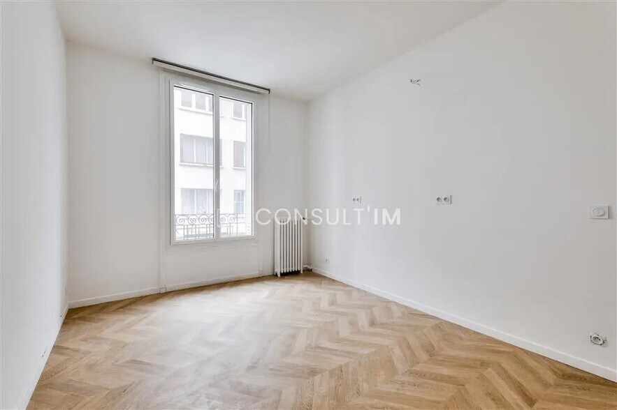 Office in Boulogne-Billancourt for lease - Building Photo - Image 2 of 9