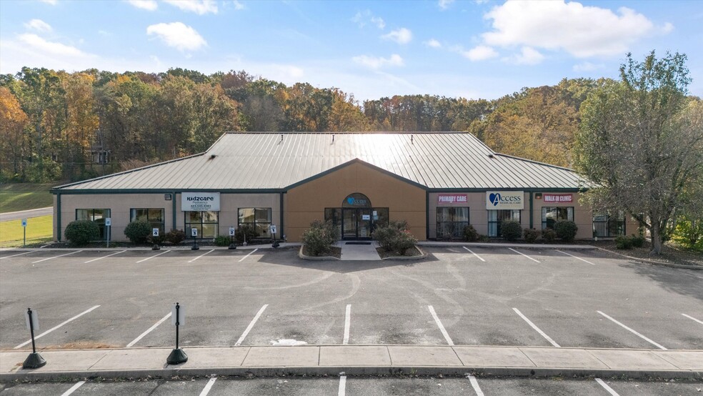 4233 Highway 411, Madisonville, TN for sale - Building Photo - Image 1 of 71