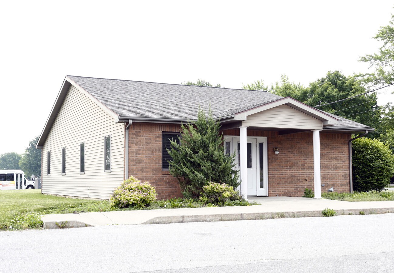 1002 Dehner Dr, Ossian, IN 46777