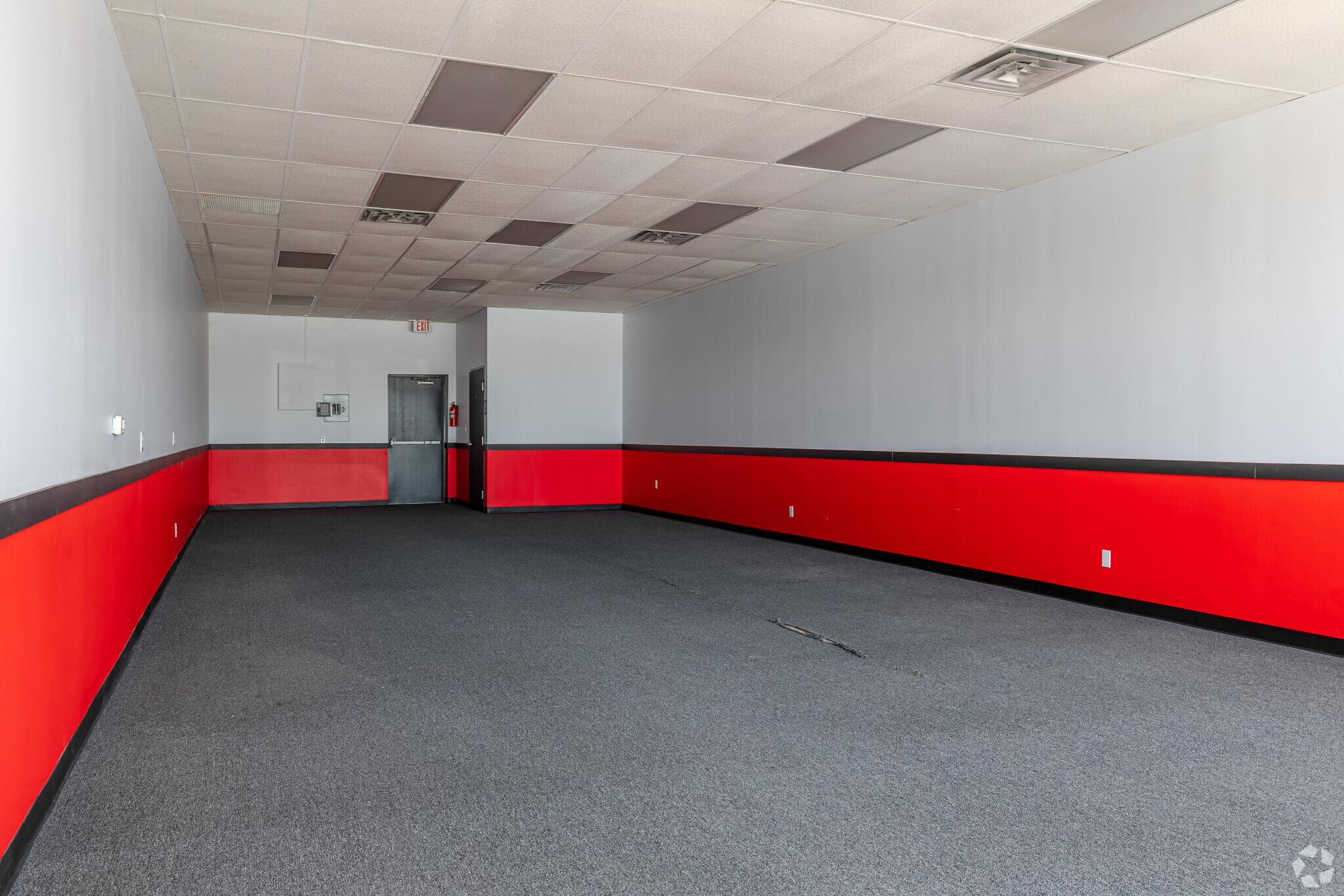 1701 W Randol Mill Rd, Arlington, TX for lease Interior Photo- Image 1 of 1