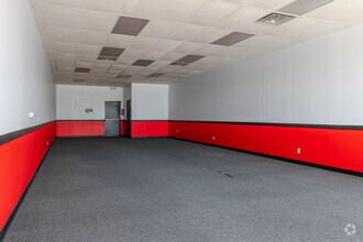 1701 W Randol Mill Rd, Arlington, TX for lease Interior Photo- Image 1 of 1