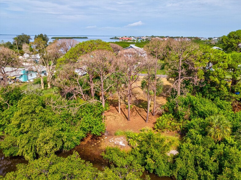 LOT 10 Seabreeze Drive Dr, Tarpon Springs, FL for sale - Building Photo - Image 2 of 51