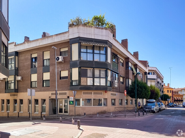 Calle Jardín, 28, San Fernando de Henares, Madrid for lease - Building Photo - Image 1 of 2