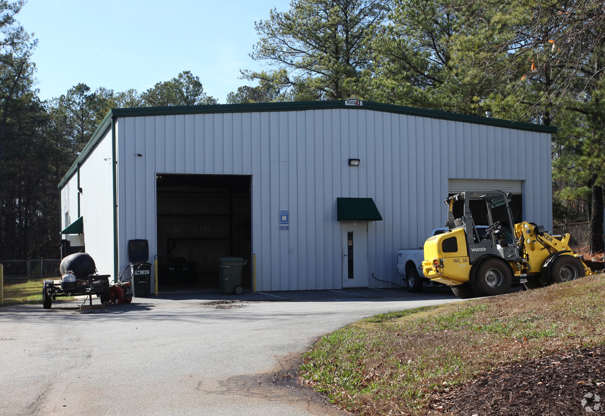 4590 S Berkeley Lake Rd, Berkeley Lake, GA for lease Primary Photo- Image 1 of 5