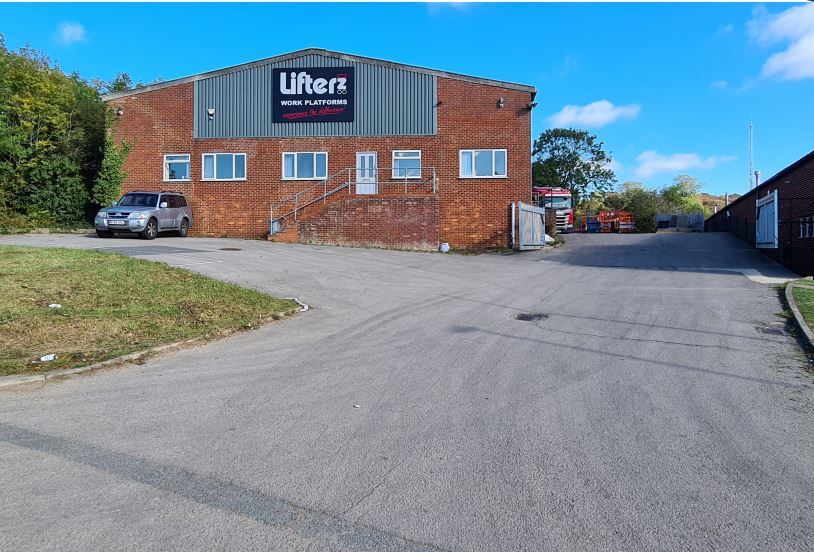 44 High March, Daventry for sale - Primary Photo - Image 1 of 1