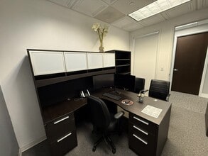 110 SE 6th St, Fort Lauderdale, FL for lease Interior Photo- Image 1 of 2