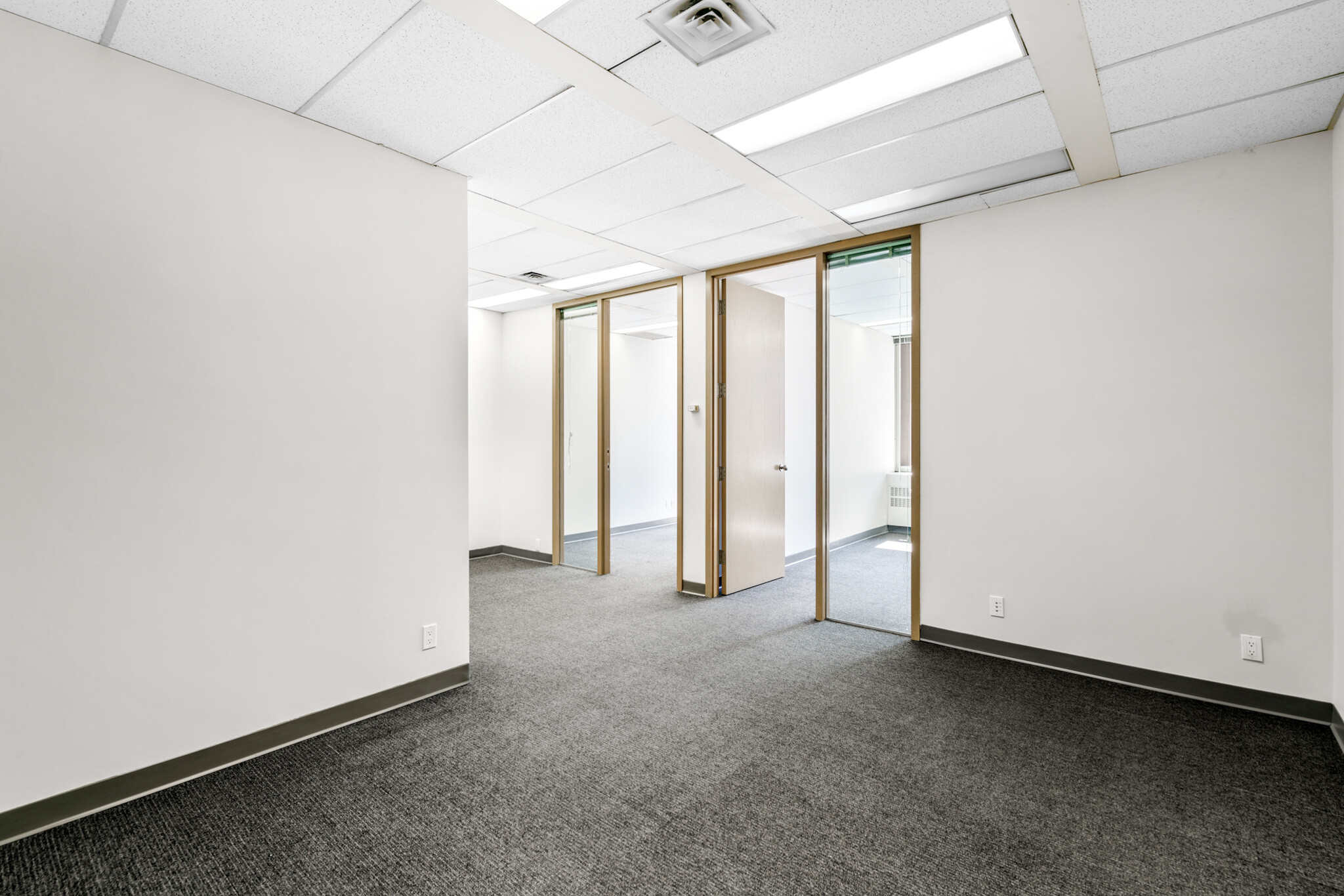 1112 W Pender St, Vancouver, BC for lease Interior Photo- Image 1 of 6