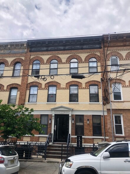 1863 Putnam Ave, Ridgewood, NY for sale - Building Photo - Image 2 of 3