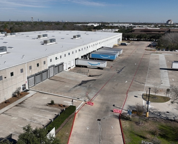 12900 W Airport Blvd, Sugar Land, TX for lease - Building Photo - Image 3 of 10