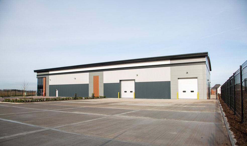 Hill Top, Derby for lease - Building Photo - Image 3 of 11