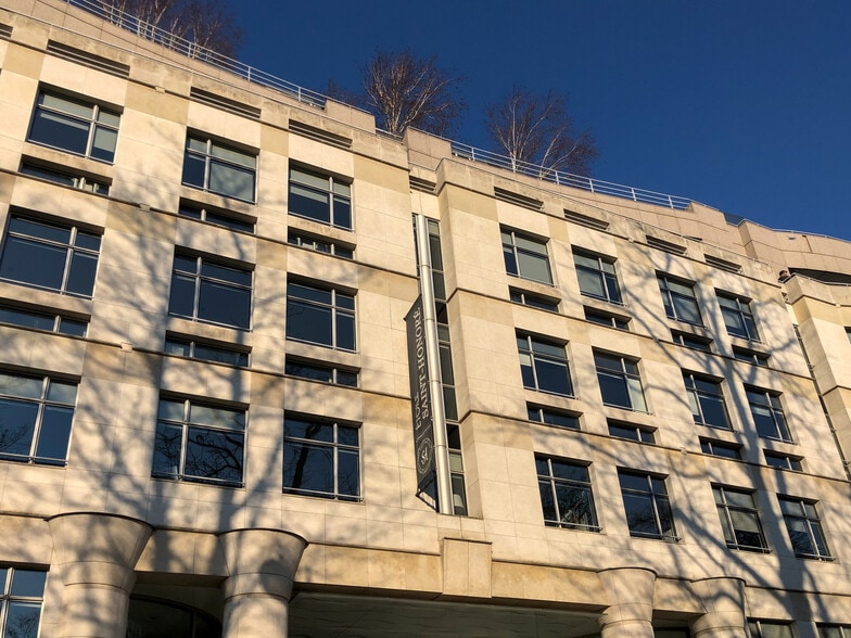 21-25 Rue Balzac, Paris for lease - Building Photo - Image 3 of 16