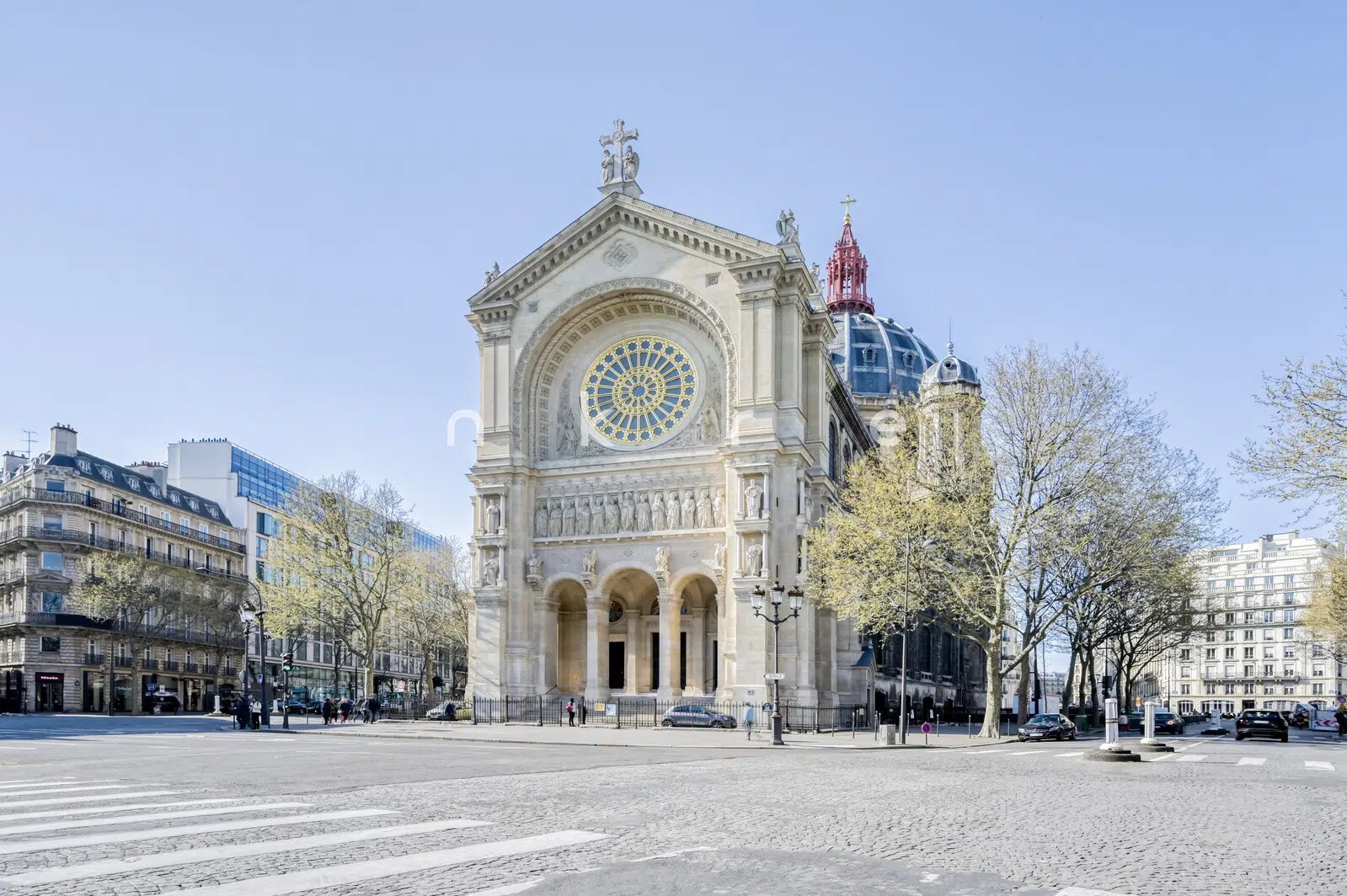 Office in Paris for lease Building Photo- Image 1 of 19