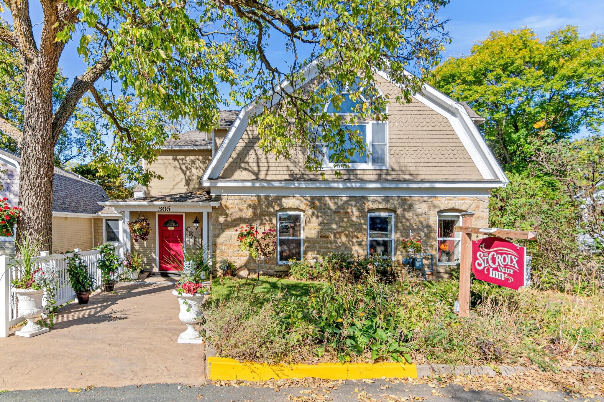 305 River St, Osceola, WI for sale Primary Photo- Image 1 of 1