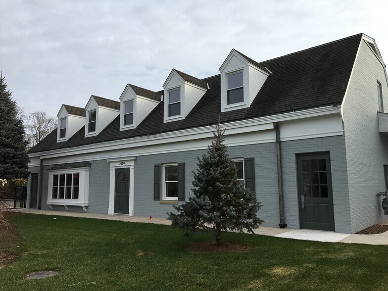 13650 Main Rd, Mattituck, NY 11952