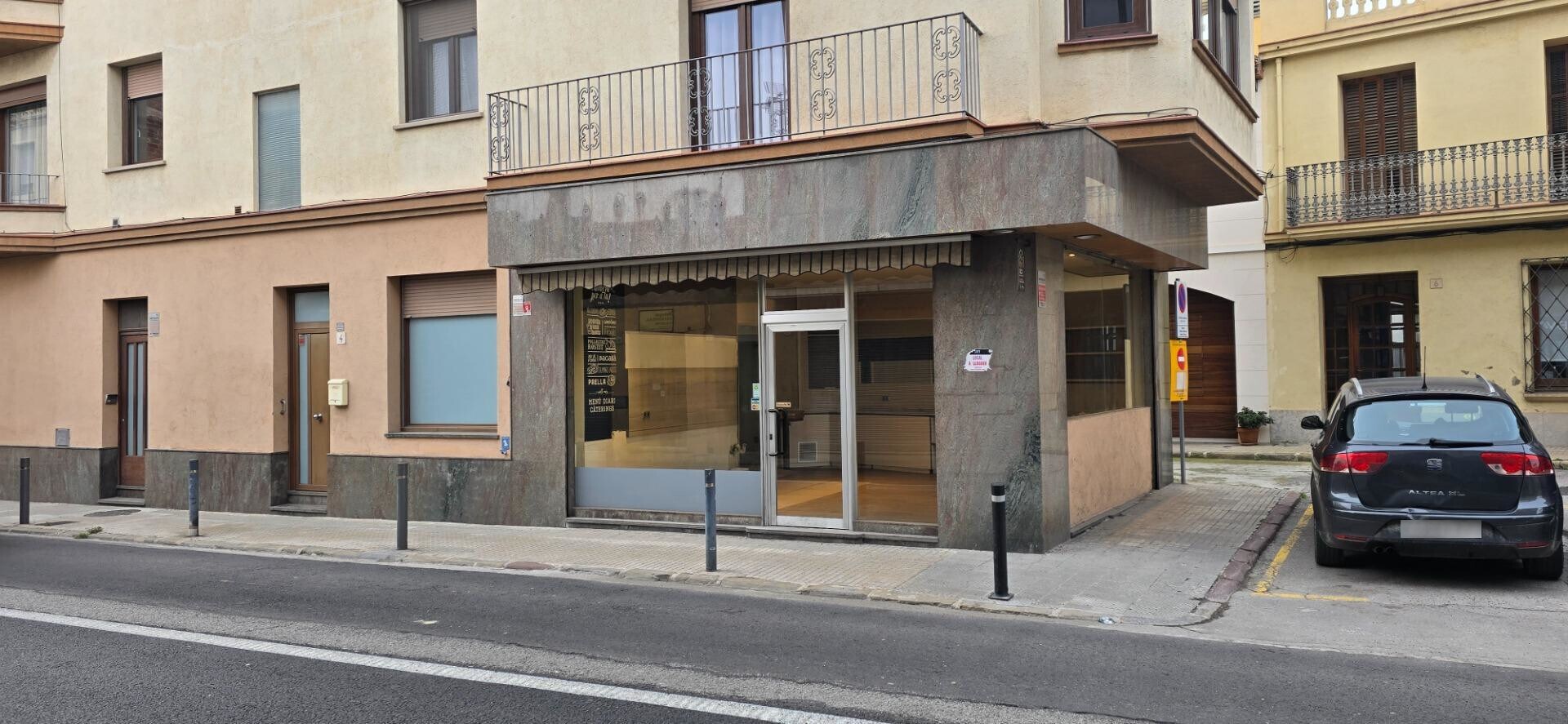 Retail in Sant Feliu de Codines, Barcelona for lease Building Photo- Image 1 of 14