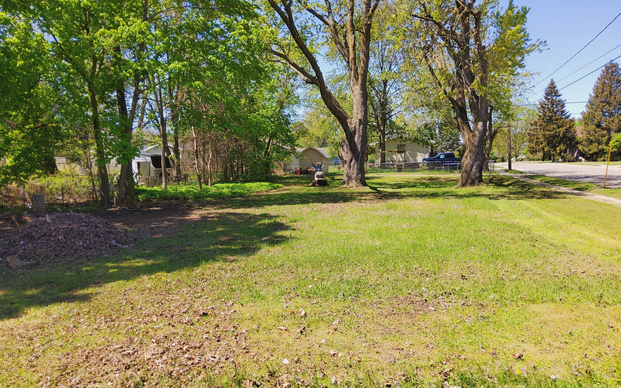 802 Broadway Ave, Owosso, MI for sale Primary Photo- Image 1 of 26