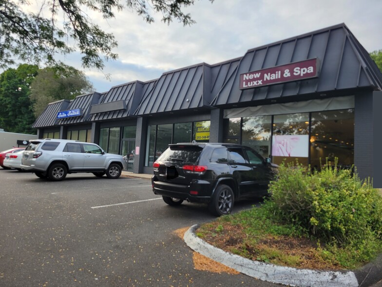 1701-1715 Post Rd E, Westport, CT for lease - Building Photo - Image 1 of 2