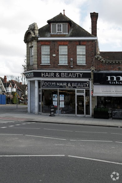 884 High Rd, London for sale - Primary Photo - Image 1 of 1