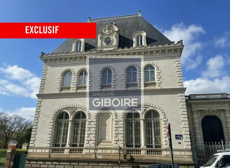 Office in Rennes for sale - Building Photo - Image 1 of 8