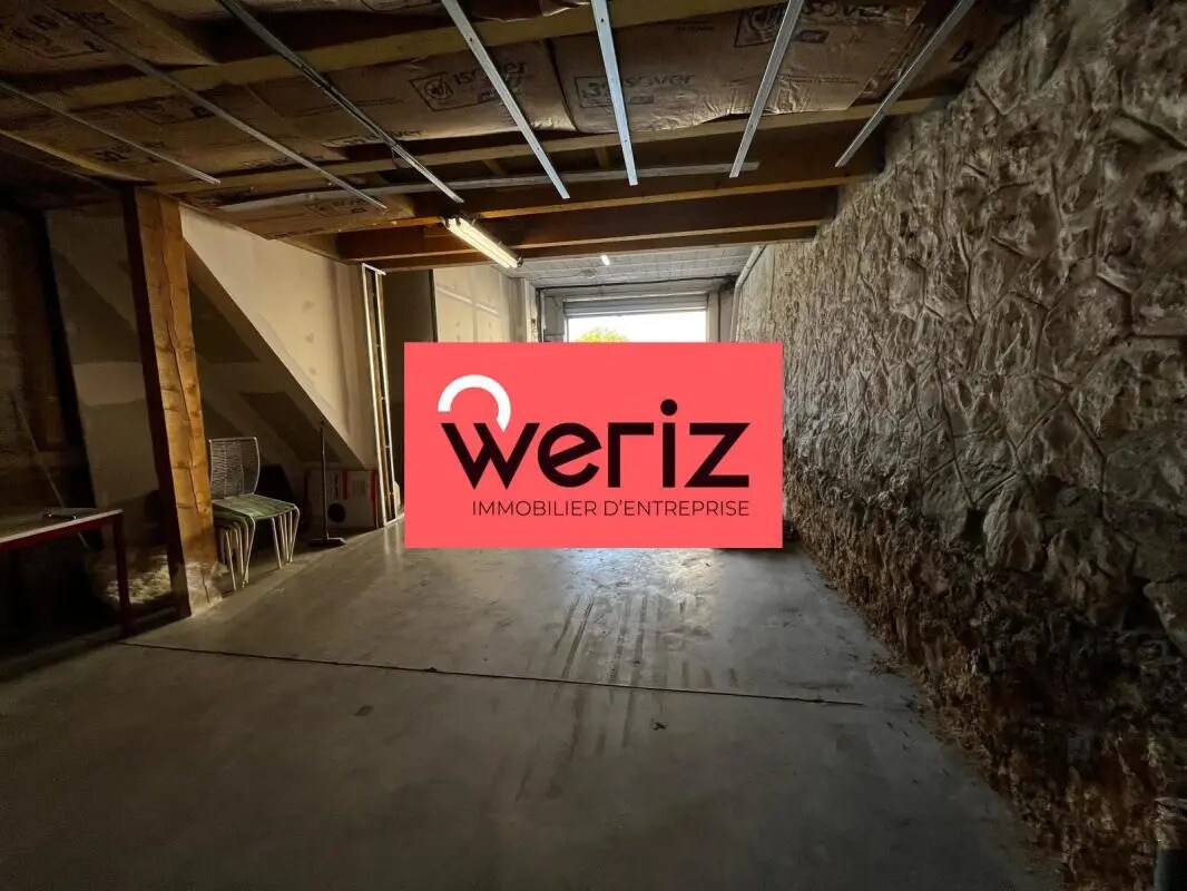 Flex in Marseille for lease Interior Photo- Image 1 of 7