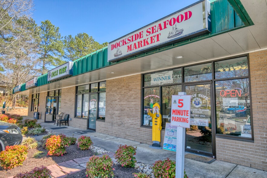 5242 Olde Towne Rd, Williamsburg, VA for lease - Building Photo - Image 1 of 1