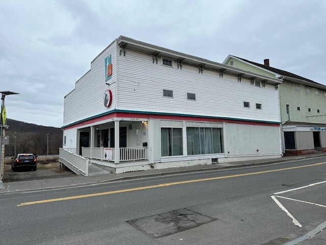 77 Railroad St, New Milford, CT for sale - Building Photo - Image 1 of 1