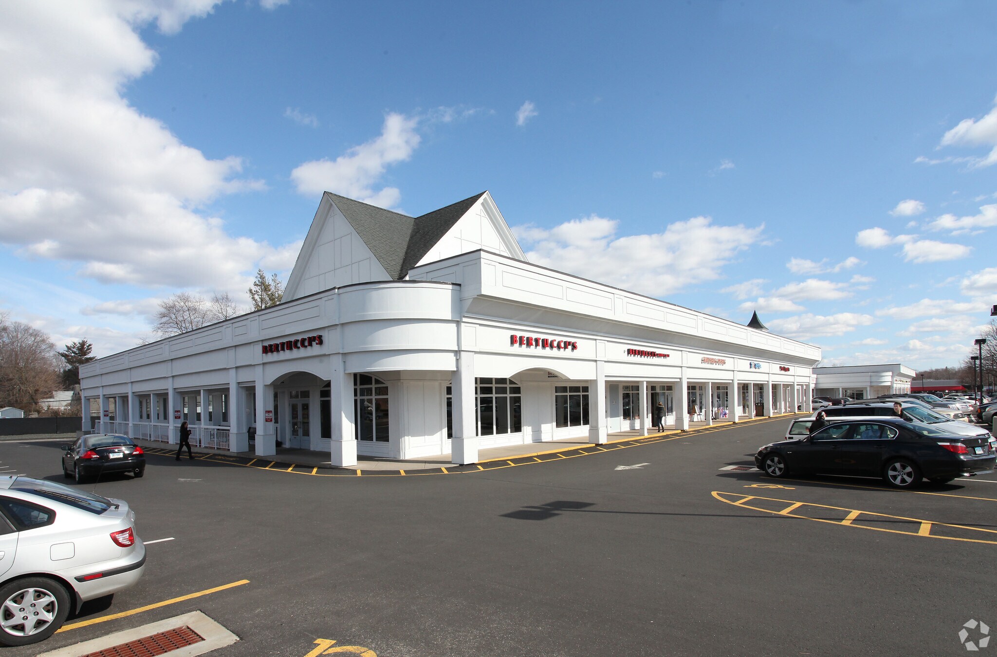 28382868 Main St, Glastonbury, CT 06033 Griswold Shoppes