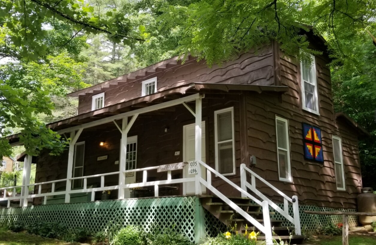 1096 Healing Springs Rd, Crumpler, NC for sale Building Photo- Image 1 of 1