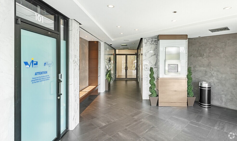 3475 Sheridan St, Hollywood, FL for lease - Lobby - Image 3 of 9