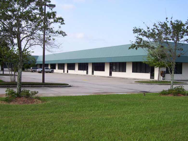 571 Haverty Ct, Rockledge, FL for lease - Building Photo - Image 2 of 4