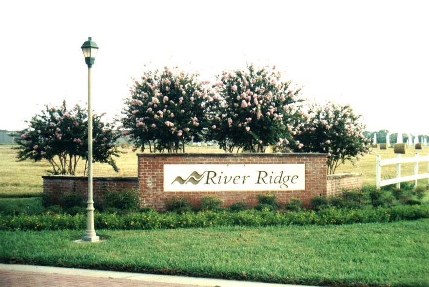 2212 N I-35 Hwy, San Marcos, TX for sale - Building Photo - Image 1 of 1