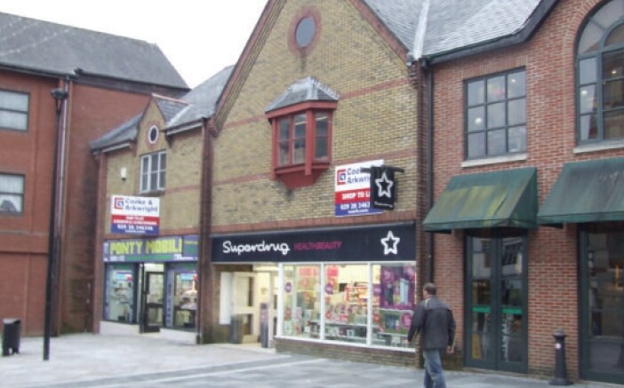 Market St, Pontypridd for lease - Building Photo - Image 2 of 9