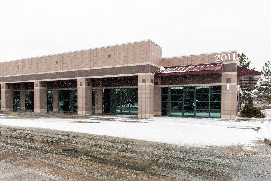 2011 Pine Lake Rd, Lincoln, NE for sale - Primary Photo - Image 1 of 1