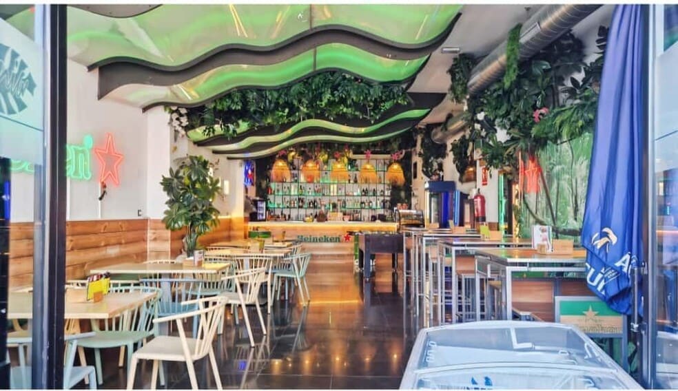 Avenida Emilio Lemos, 26, SEVILLA, Sevilla for sale - Building Photo - Image 1 of 22