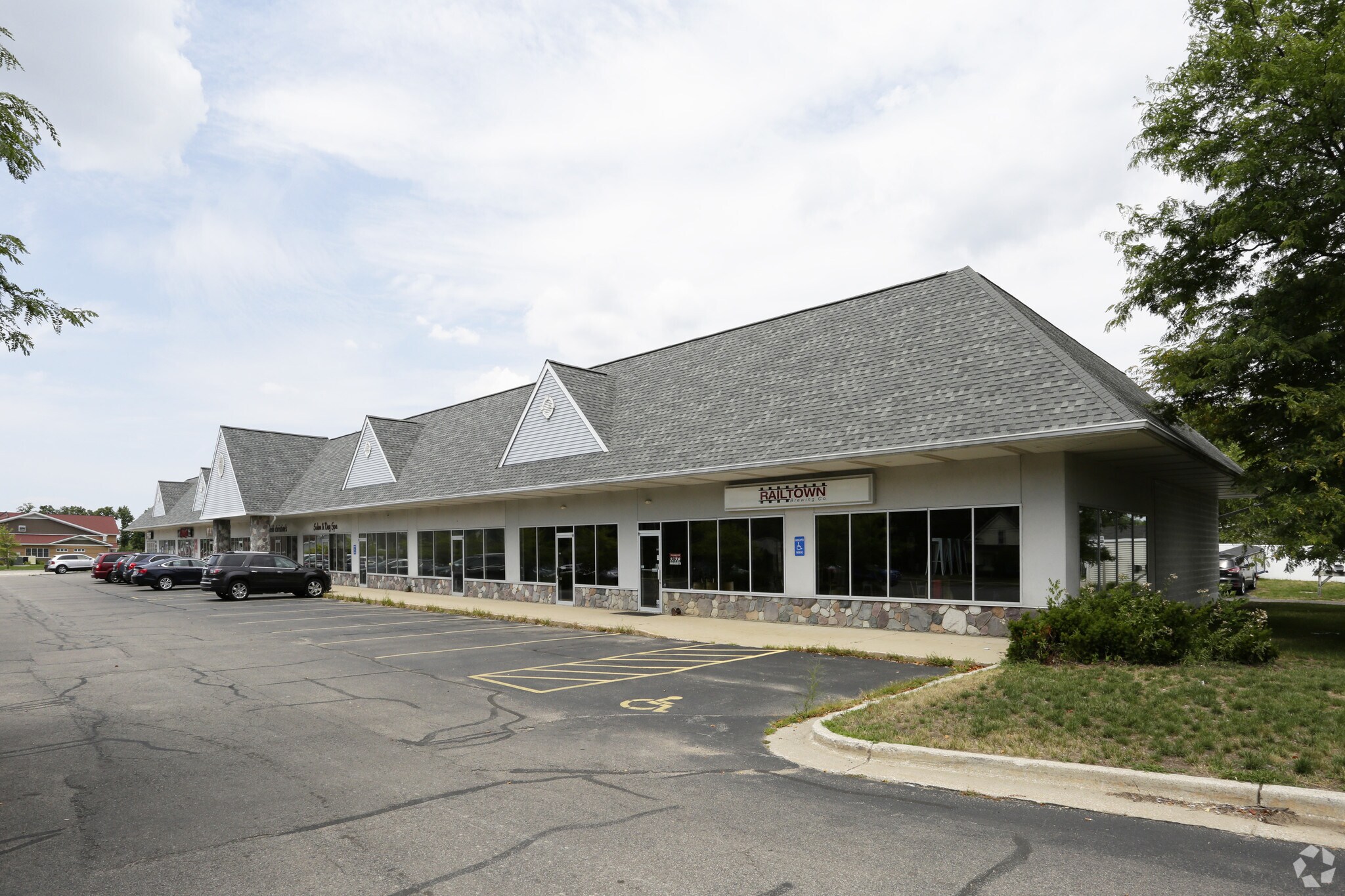 3555 68th St SE, Caledonia, MI 49316 Village Mill Mall