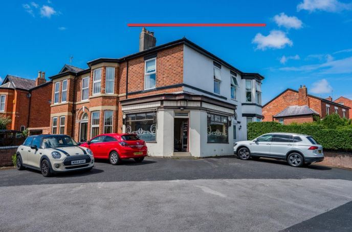 42-42A Walmer Rd, Southport for sale Primary Photo- Image 1 of 1