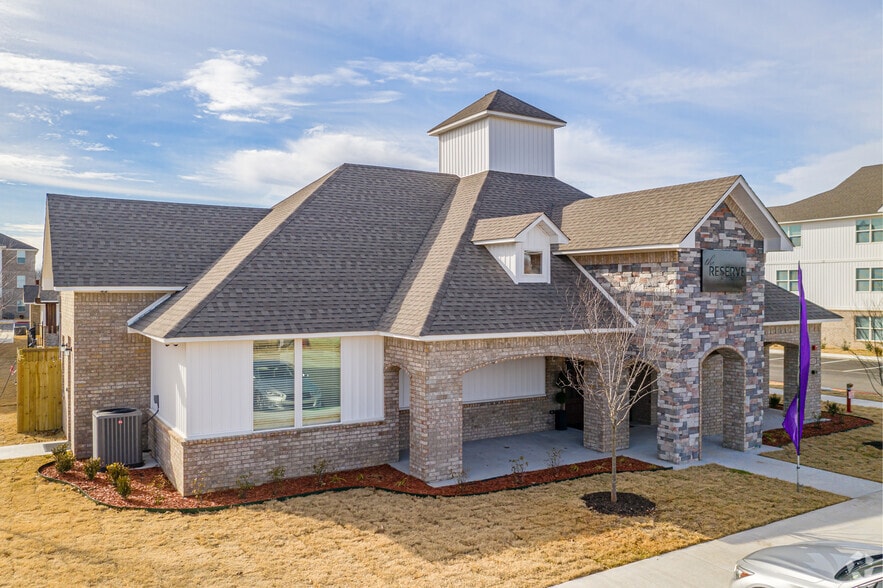 617 Spallone Blvd, Springdale, AR for sale - Building Photo - Image 3 of 32