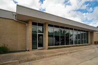 2600 Longhorn Blvd, Austin, TX for lease Building Photo- Image 2 of 2