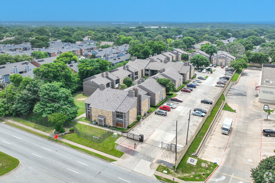 9170 Forest Ln, Dallas, TX for lease - Aerial - Image 2 of 4