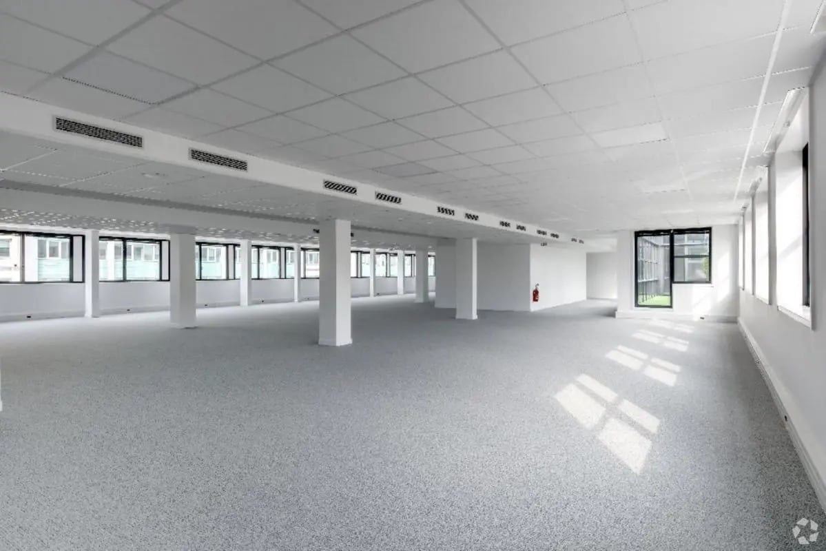 164-170 Rue Victor Hugo, Levallois-Perret for lease Interior Photo- Image 1 of 1